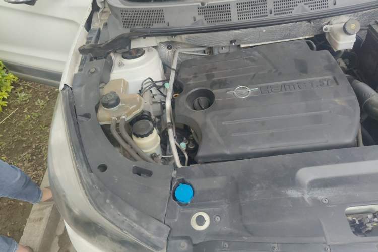 Used Haima S5 2015 1.5T CVT Flagship Model Engine Bay Right