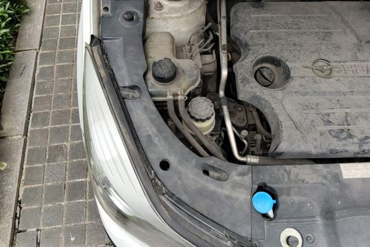 Used Haima S5 2015 1.5T CVT Luxury Model Engine Bay Right