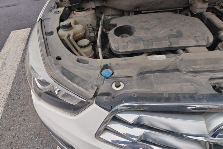 Used Haima S5 2015 1.6L Manual Comfort Model Engine Bay Right