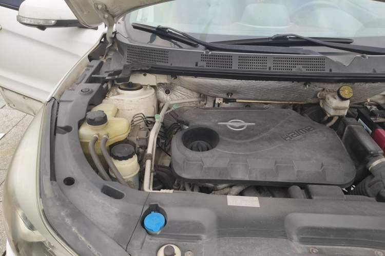 Used Haima S5 2015 1.6L Manual Smart Luxury Model Engine Bay Right