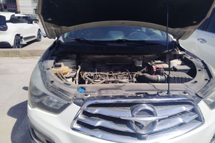 Used Haima S5 2015 1.5T CVT Luxury Sport Edition Engine Bay Right