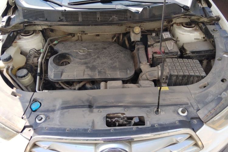 Used Haima S5 2015 1.6L Manual Luxury Model with Sunroof Engine Bay