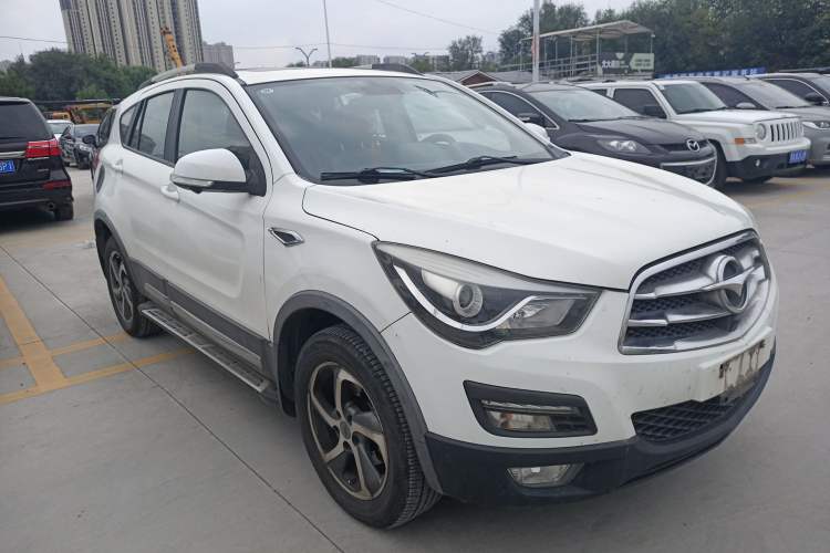Used Haima S5 2015 1.5T Manual Smart Luxury Sport Edition Exterior 2
