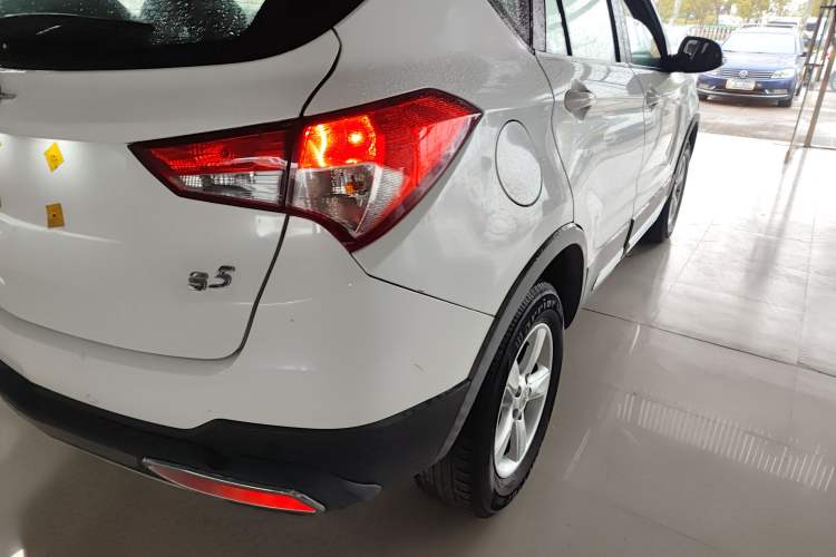 Used Haima S5 2015 1.5T CVT Luxury Model Exterior 3