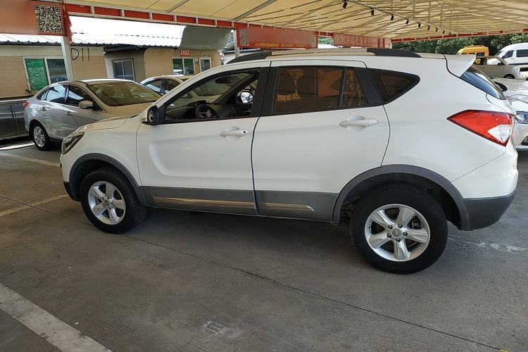 Used Haima S5 2015 1.6L Manual Comfort Model Exterior 3