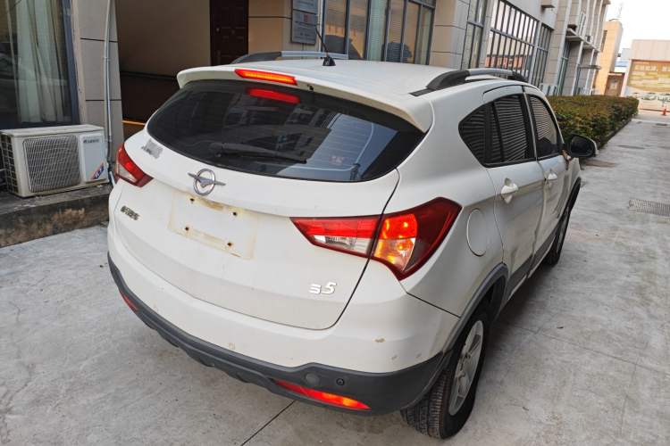 Used Haima S5 2015 1.6L Manual Comfort Model Exterior 5