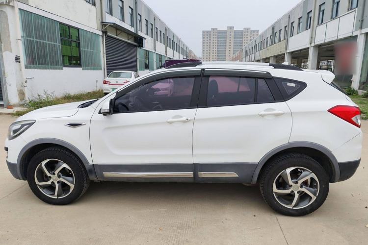 Used Haima S5 2015 1.5T Manual Smart Luxury Sport Edition Exterior 5