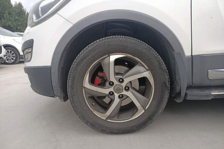 Used Haima S5 2015 1.5T Manual Smart Luxury Sport Edition Exterior 7