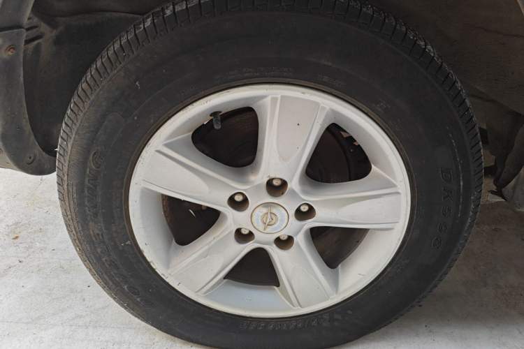 Used Haima S5 2015 1.6L Manual Comfort Model Exterior 8