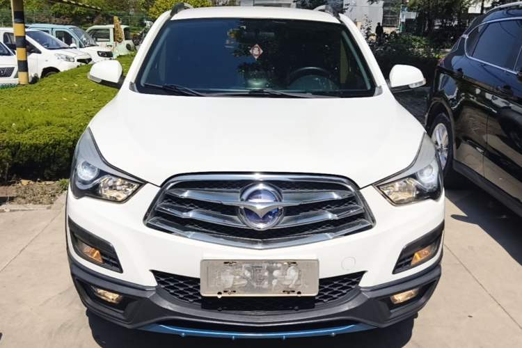 Used Haima S5 2015 1.6L Manual Comfort Model Front