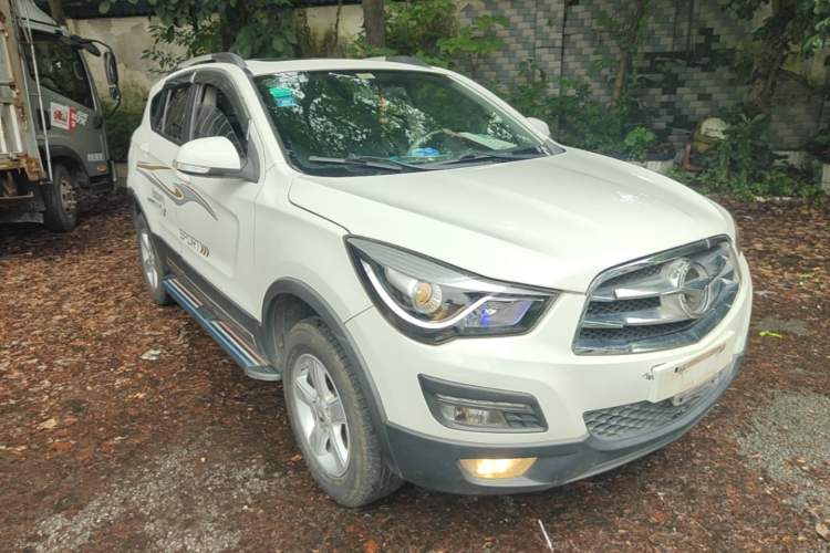 Used Haima S5 2015 1.6L Manual Luxury Model with Sunroof Front Right 45 Deg