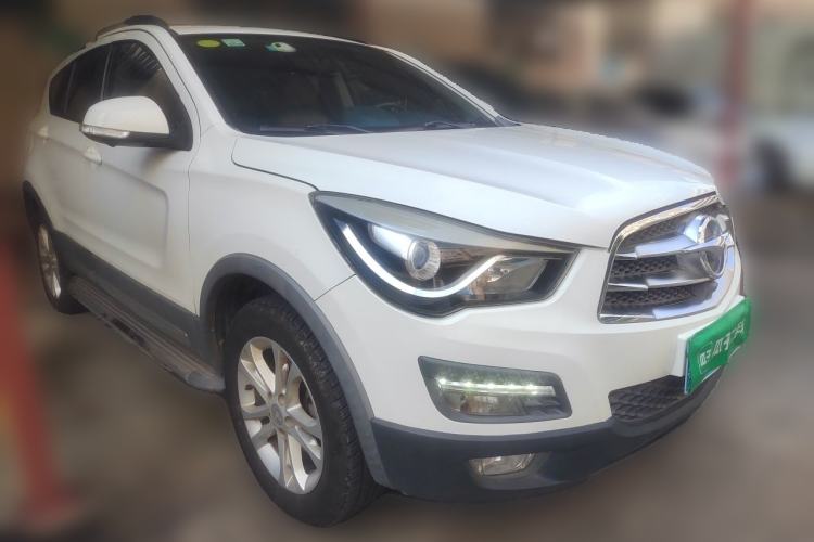 Used Haima S5 2015 1.5T CVT Luxury Sport Edition Front Right 45 Deg