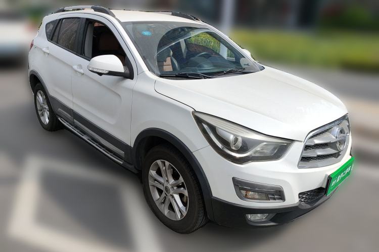 Used Haima S5 2015 1.5T Manual Smart Luxury Sport Edition Front Right 45 Deg