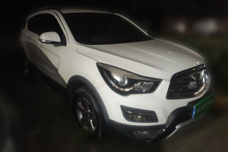 Used Haima S5 2015 1.5T CVT Luxury Model Front Right 45 Deg