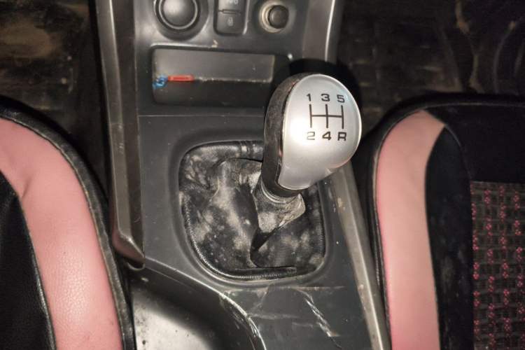 Used Haima S5 2015 1.6L Manual Comfort Model Gear Lever