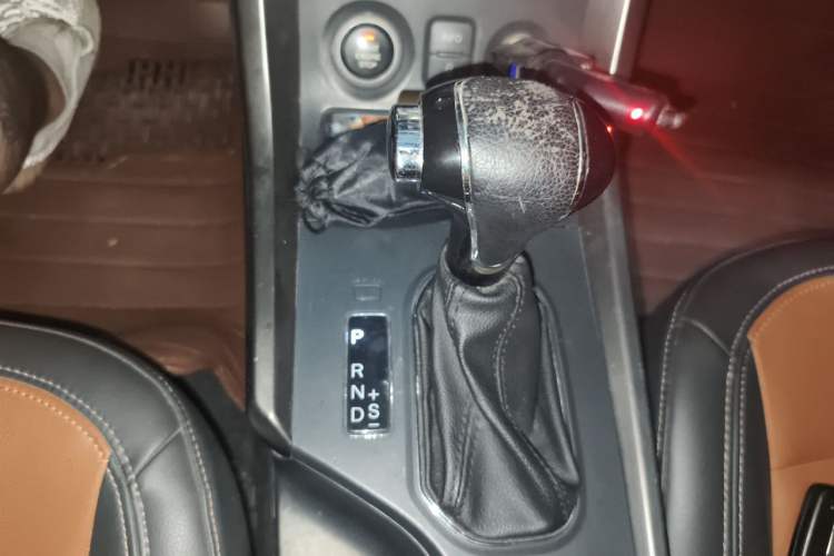 Used Haima S5 2015 1.5T CVT Flagship Model Gear Lever
