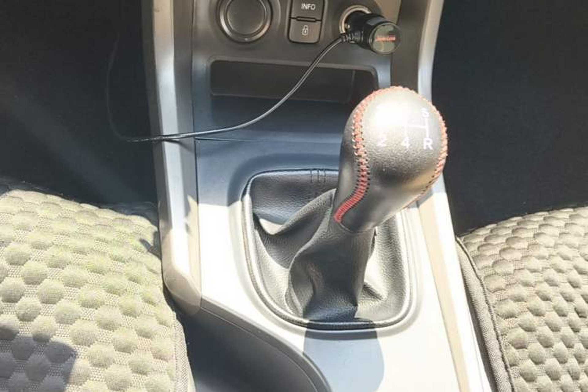 Used Haima S5 2015 1.6L Manual Comfort Model Gear Lever