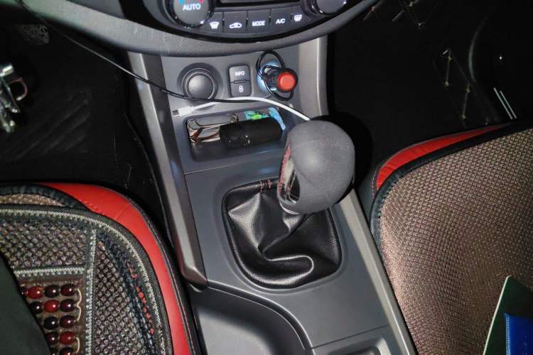 Used Haima S5 2015 1.5T Manual Smart Luxury Sport Edition Gear Lever