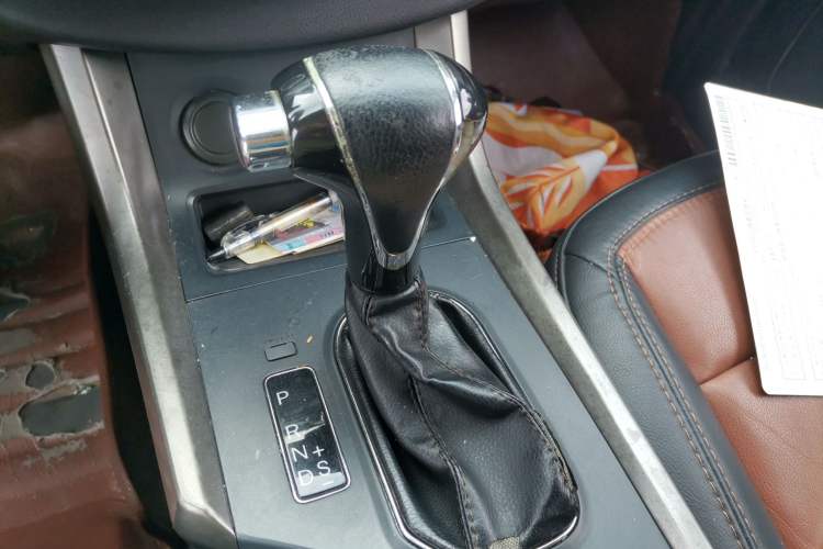Used Haima S5 2015 1.5T CVT Luxury Model Gear Lever