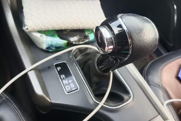 Used Haima S5 2015 1.5T CVT Luxury Model Gear Lever