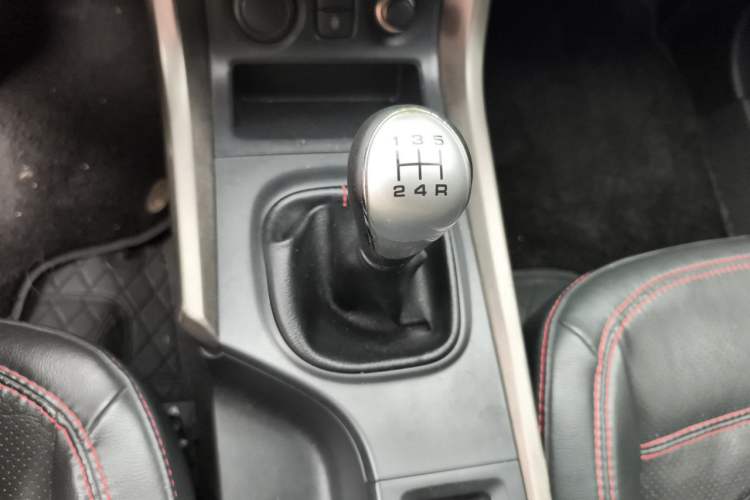 Used Haima S5 2015 1.6L Manual Smart Luxury Model Gear Lever