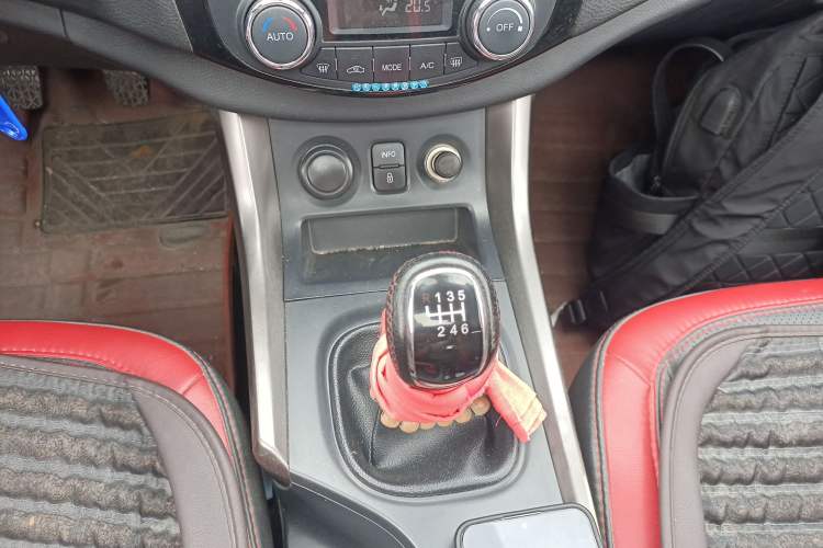 Used Haima S5 2015 1.5T Manual Smart Luxury Sport Edition Gear Lever