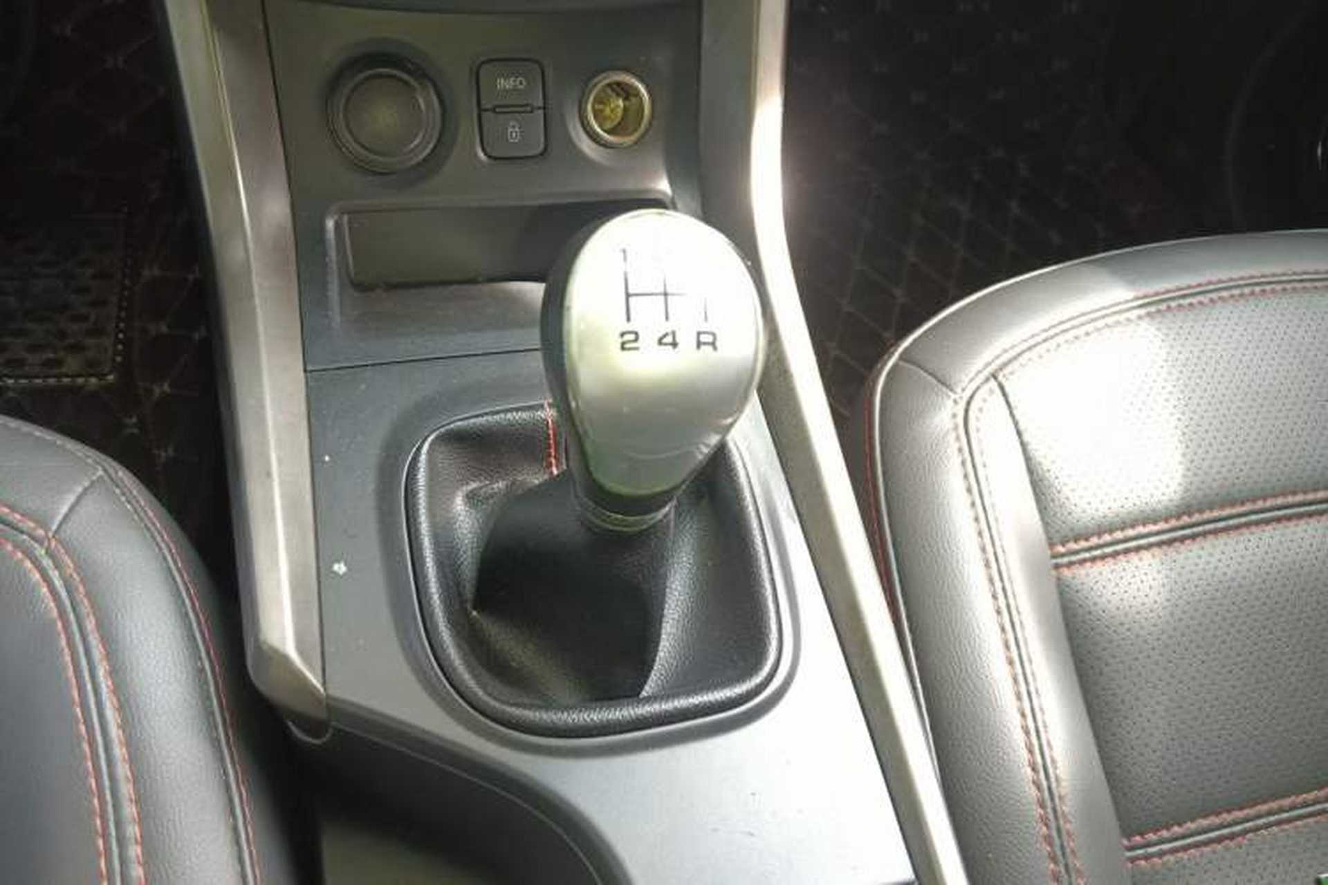 Used Haima S5 2015 1.6L Manual Smart Luxury Model Gear Lever