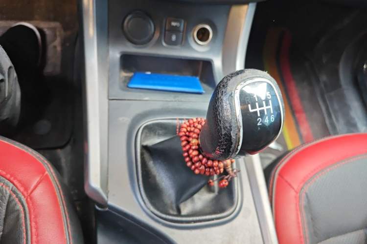 Used Haima S5 2015 1.5T Manual Smart Luxury Sport Edition Gear Lever