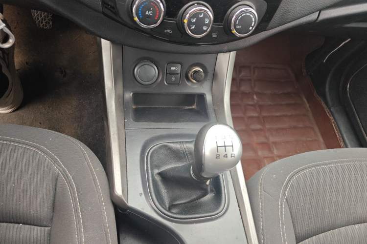 Used Haima S5 2015 1.6L Manual Comfort Model Gear Lever