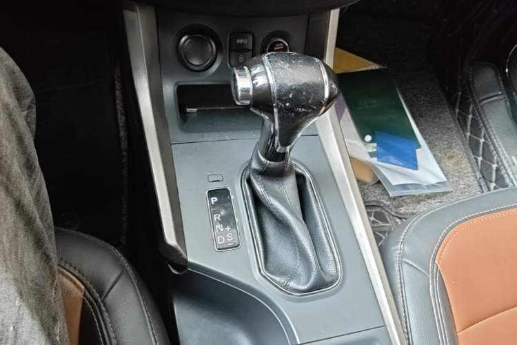 Used Haima S5 2015 1.5T CVT Luxury Sport Edition Gear Lever