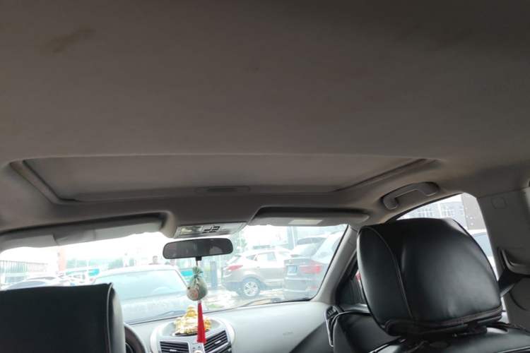 Used Haima S5 2015 1.6L Manual Luxury Model with Sunroof Headliner