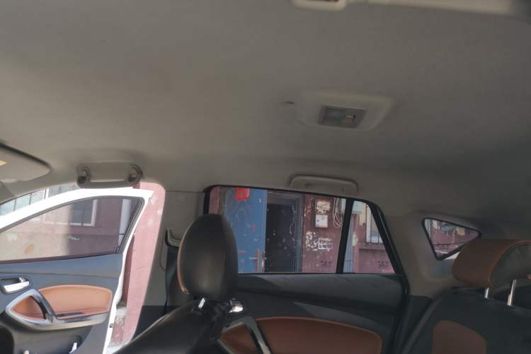 Used Haima S5 2015 1.5T CVT Luxury Model Headliner