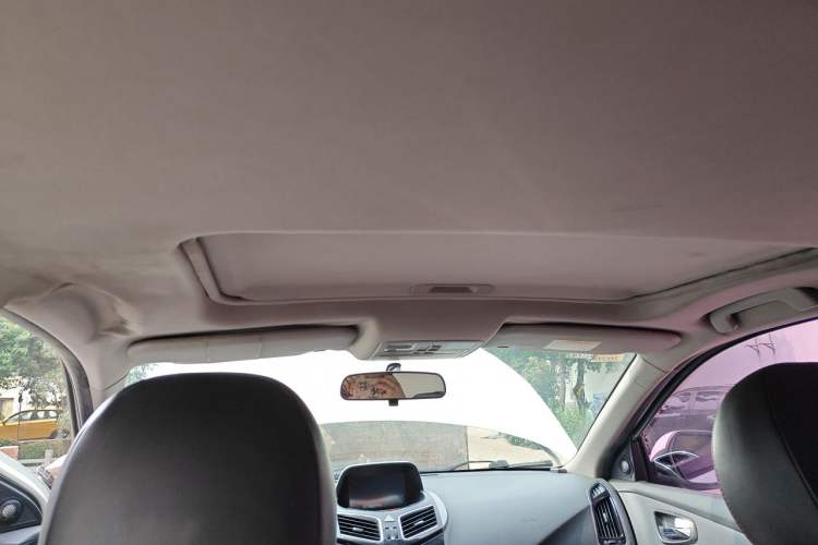 Used Haima S5 2015 1.6L Manual Smart Luxury Model Headliner