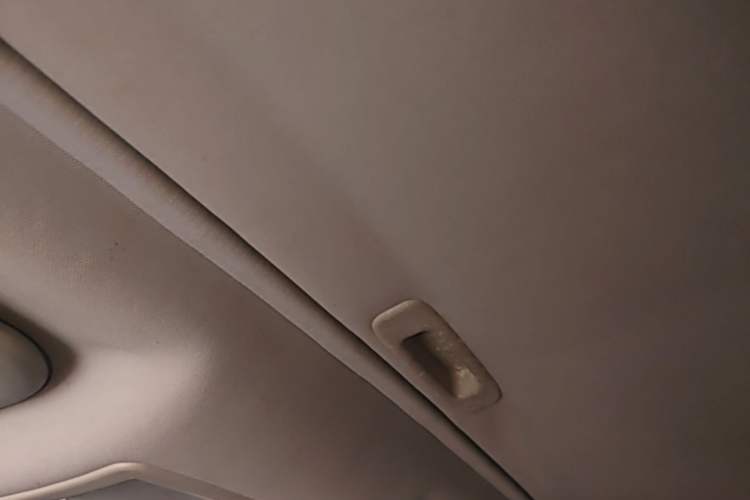 Used Haima S5 2015 1.6L Manual Smart Luxury Model Headliner