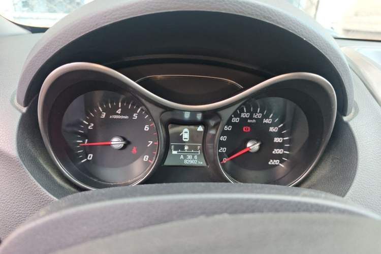 Used Haima S5 2015 1.6L Manual Luxury Model with Sunroof Instrument Cluster