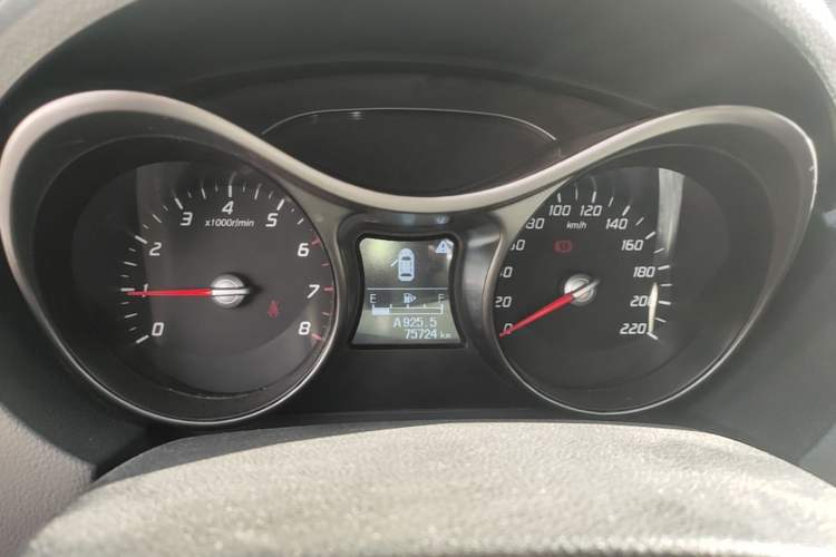 Used Haima S5 2015 1.6L Manual Luxury Model with Sunroof Instrument Cluster