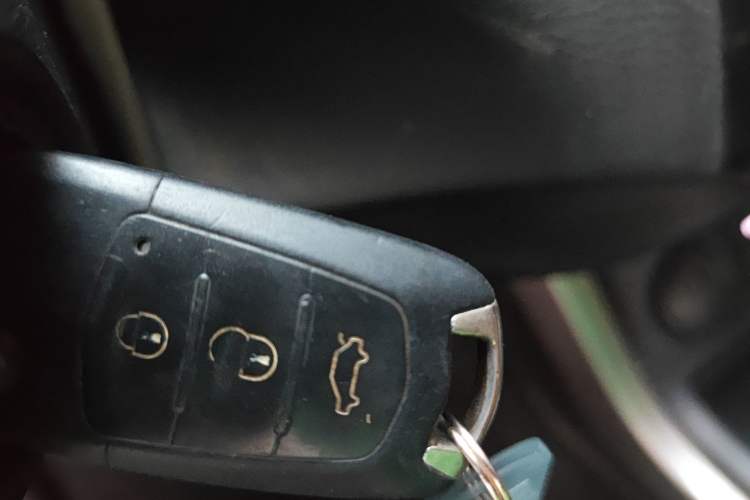Used Haima S5 2015 1.6L Manual Comfort Model Interior 1