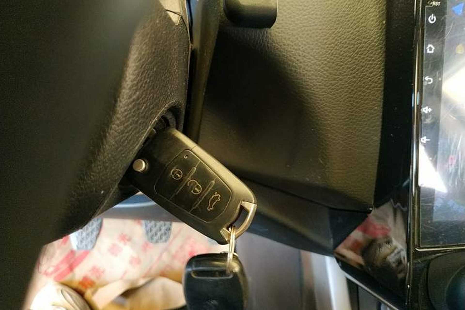Used Haima S5 2015 1.6L Manual Comfort Model Interior 1