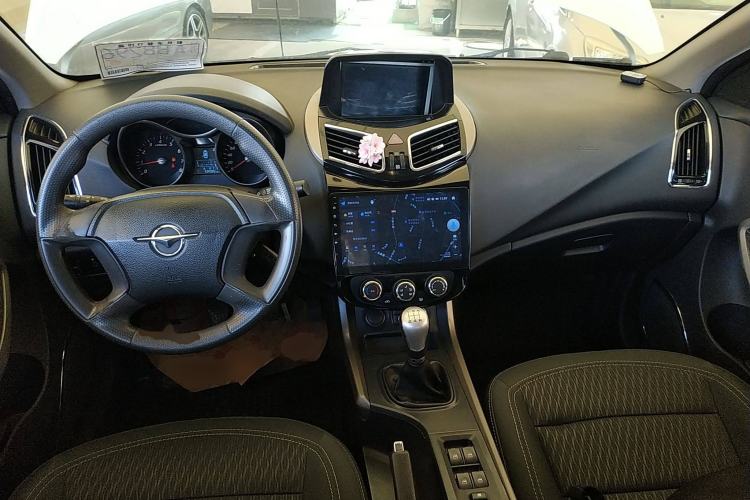 Used Haima S5 2015 1.6L Manual Comfort Model Interior 2
