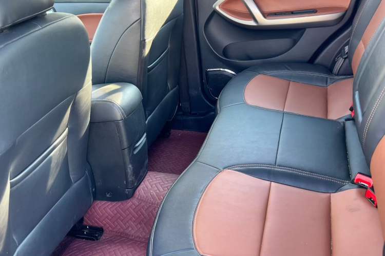 Used Haima S5 2015 1.5T CVT Luxury Model Interior 2