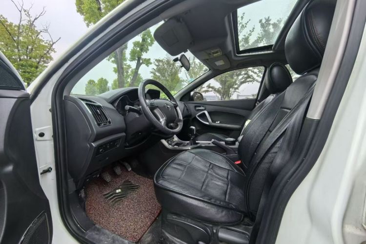 Used Haima S5 2015 1.6L Manual Smart Luxury Model Interior 2
