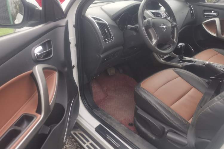 Used Haima S5 2015 1.5T CVT Luxury Model Interior 3
