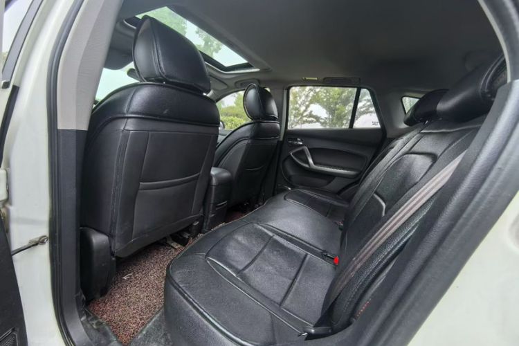 Used Haima S5 2015 1.6L Manual Smart Luxury Model Interior 3