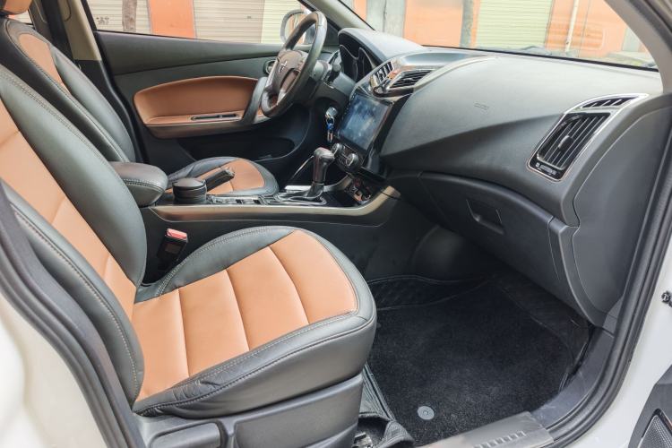 Used Haima S5 2015 1.5T CVT Luxury Model Interior 4