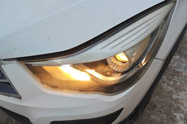 Used Haima S5 2015 1.6L Manual Comfort Model Left Front Headlight