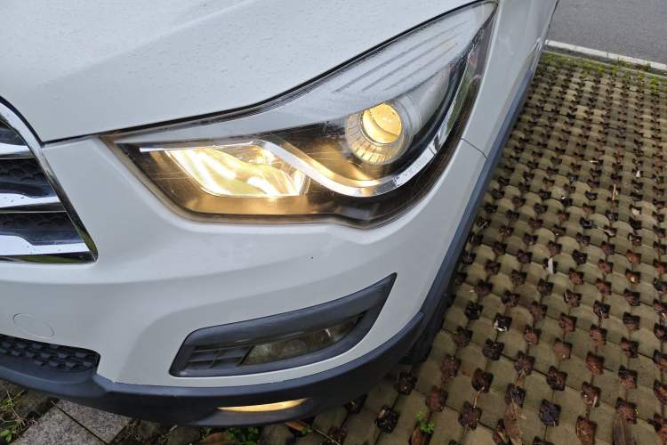 Used Haima S5 2015 1.6L Manual Comfort Model Left Front Headlight