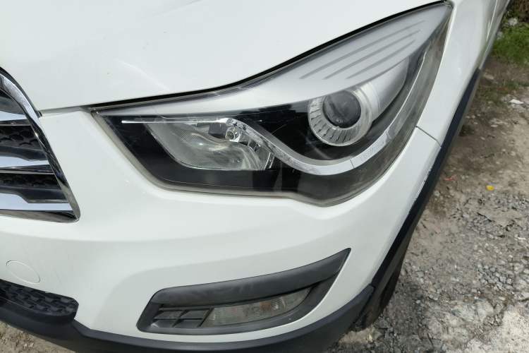 Used Haima S5 2015 1.6L Manual Luxury Model with Sunroof Left Front Headlight