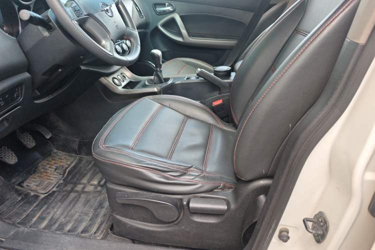 Used Haima S5 2015 1.6L Manual Luxury Model with Sunroof Left Front Seat