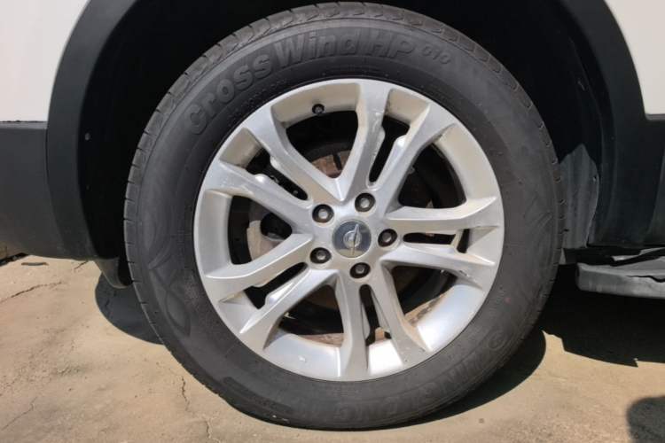 Used Haima S5 2015 1.5T CVT Luxury Sport Edition Left Front Wheel Hub
