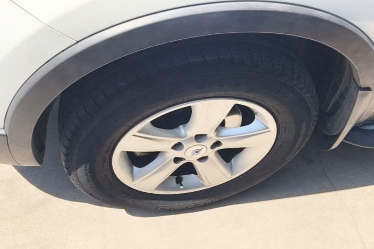 Used Haima S5 2015 1.6L Manual Comfort Model Left Front Wheel Hub